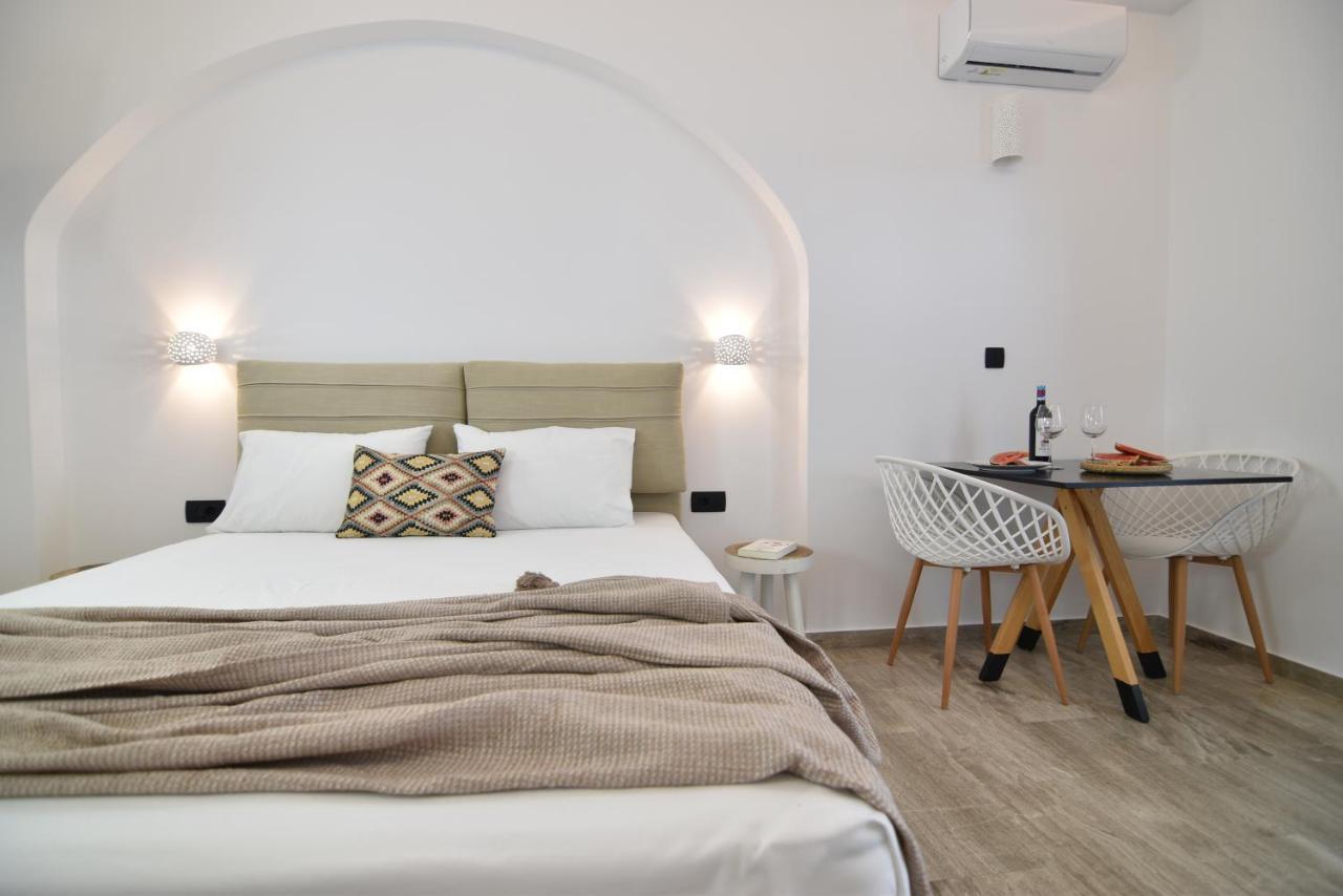 Aegeeis Hotel Периса Екстериор снимка